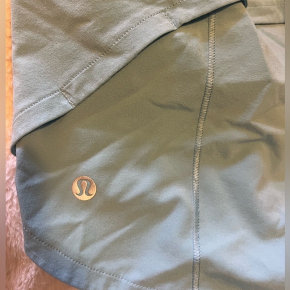 Lululemon shorts - Picture 3 of 5
